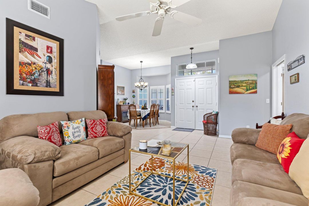 For Sale: $355,000 (3 beds, 2 baths, 1531 Square Feet)