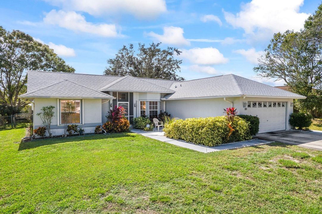 For Sale: $355,000 (3 beds, 2 baths, 1531 Square Feet)