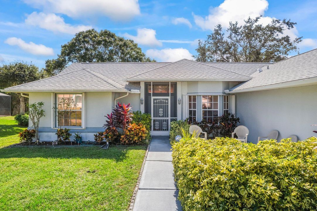 For Sale: $355,000 (3 beds, 2 baths, 1531 Square Feet)