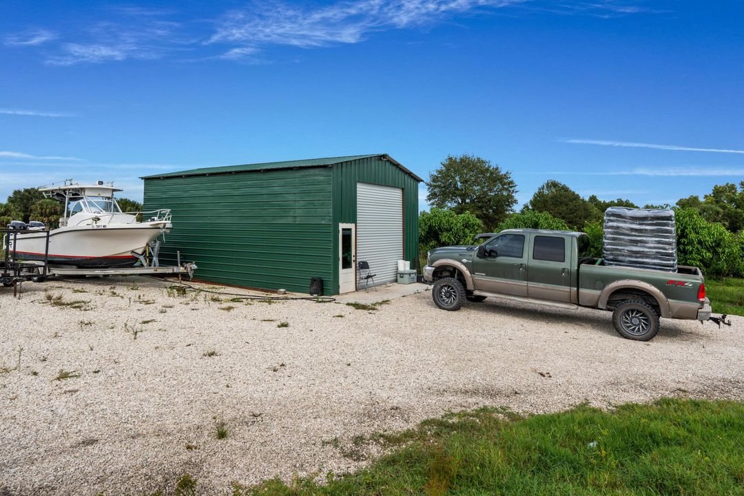 For Sale: $1,200,000 (4 beds, 2 baths, 1601 Square Feet)