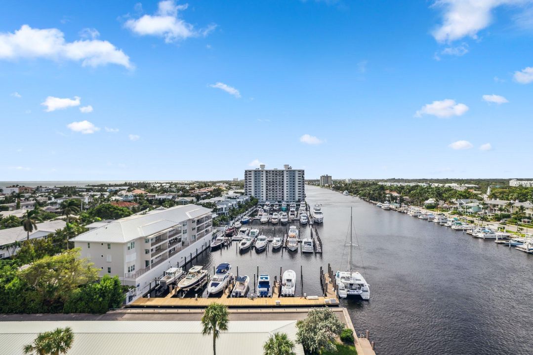 For Sale: $1,400,000 (2 beds, 2 baths, 1515 Square Feet)