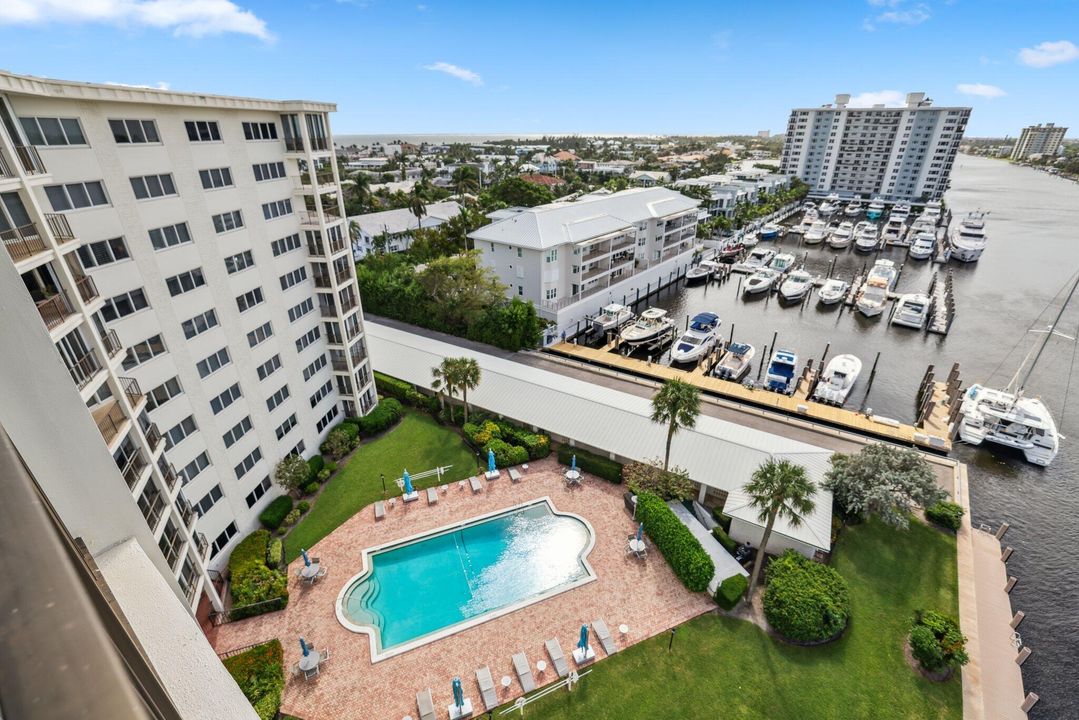 For Sale: $1,400,000 (2 beds, 2 baths, 1515 Square Feet)