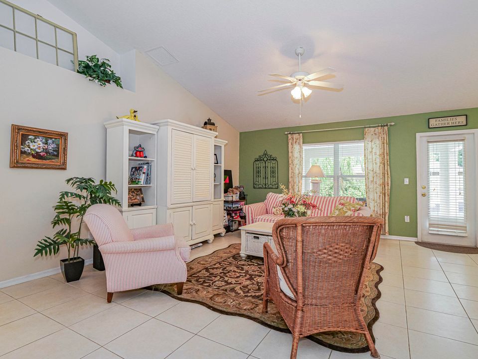 For Sale: $449,000 (4 beds, 2 baths, 2470 Square Feet)