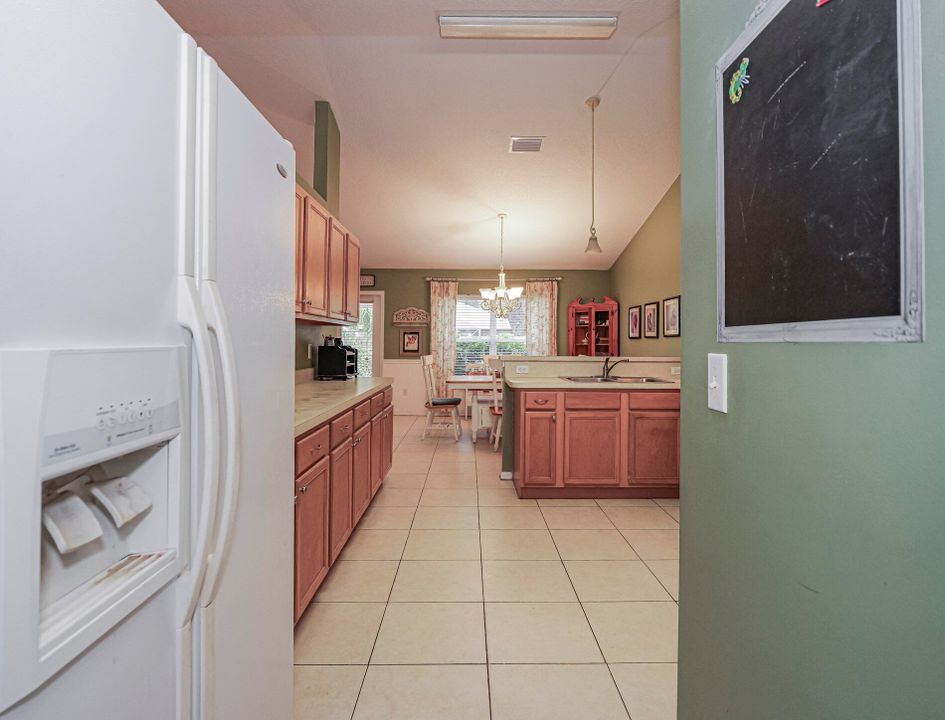 For Sale: $449,000 (4 beds, 2 baths, 2470 Square Feet)