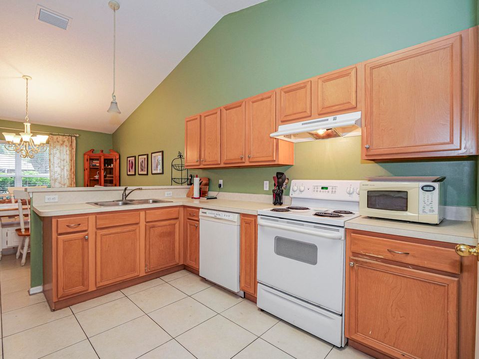 For Sale: $449,000 (4 beds, 2 baths, 2470 Square Feet)