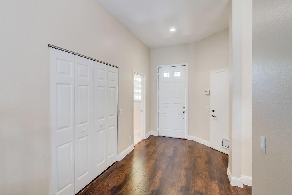 For Sale: $528,900 (2 beds, 2 baths, 1814 Square Feet)