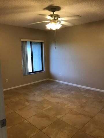 For Rent: $2,199 (2 beds, 2 baths, 1175 Square Feet)