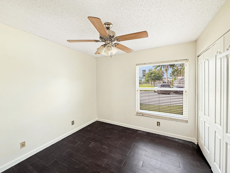 For Sale: $435,000 (3 beds, 2 baths, 1459 Square Feet)