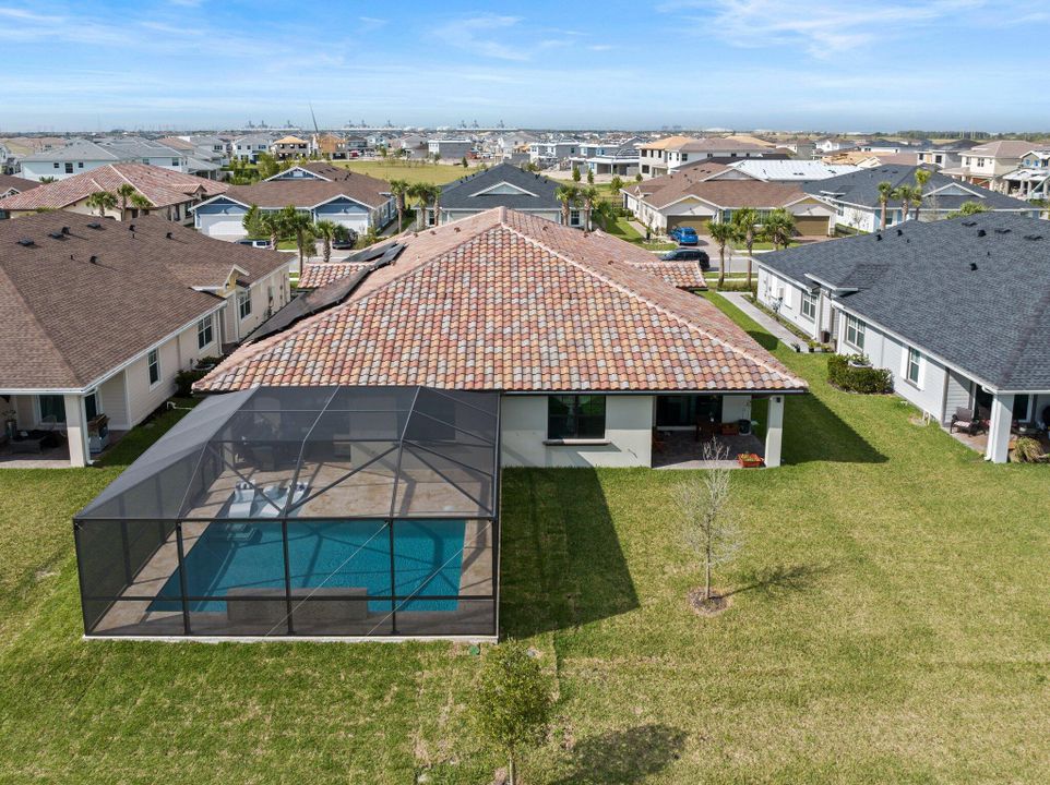 For Sale: $695,000 (3 beds, 2 baths, 1952 Square Feet)