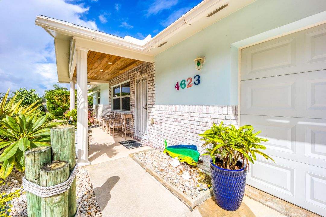 For Sale: $459,000 (2 beds, 2 baths, 1671 Square Feet)