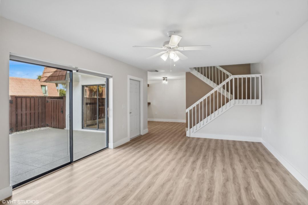 For Sale: $264,400 (2 beds, 2 baths, 1236 Square Feet)