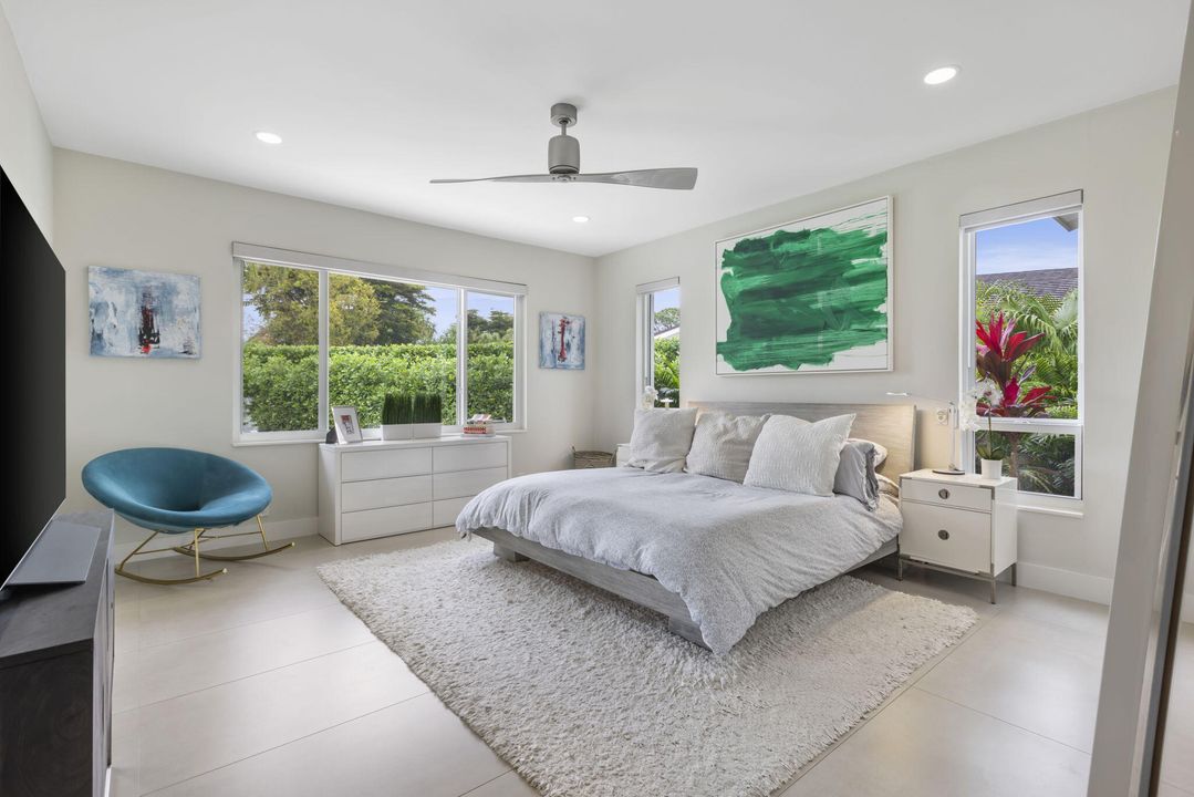 For Sale: $1,890,000 (3 beds, 2 baths, 3404 Square Feet)