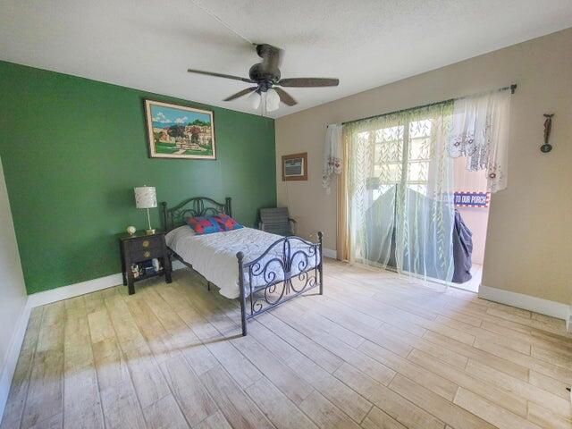 For Sale: $95,000 (1 beds, 1 baths, 585 Square Feet)