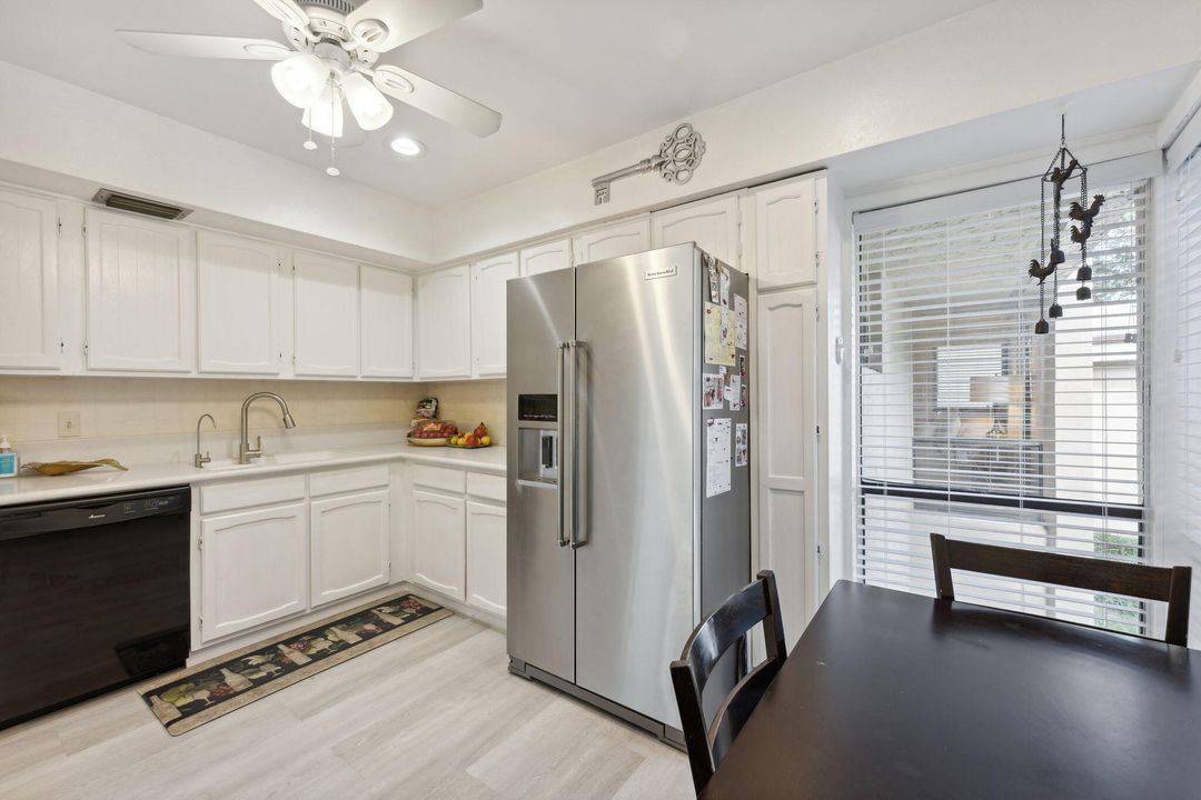 For Sale: $385,000 (3 beds, 2 baths, 1720 Square Feet)