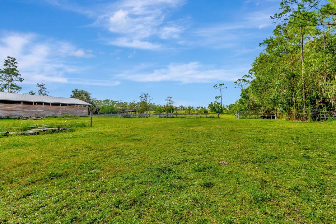 最近租的: $12,000 (4 贝兹, 3 浴室, 2589 平方英尺)