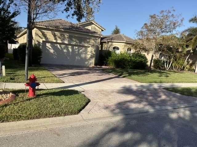 For Sale: $375,000 (3 beds, 2 baths, 1950 Square Feet)