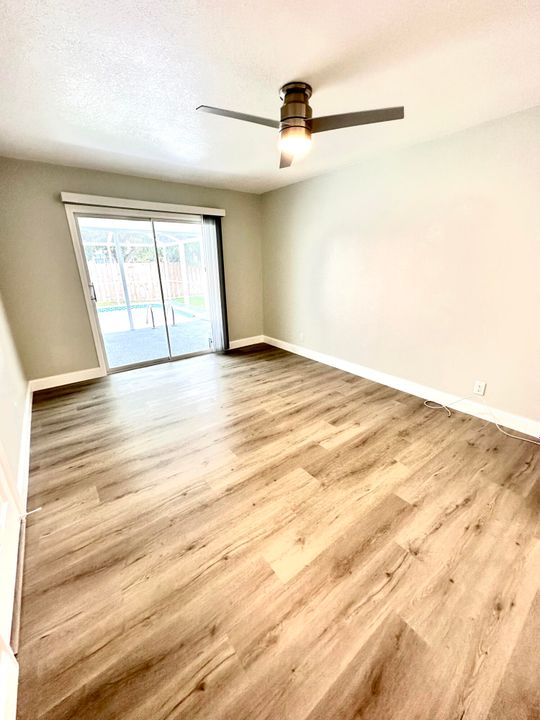 For Rent: $3,900 (3 beds, 2 baths, 1628 Square Feet)