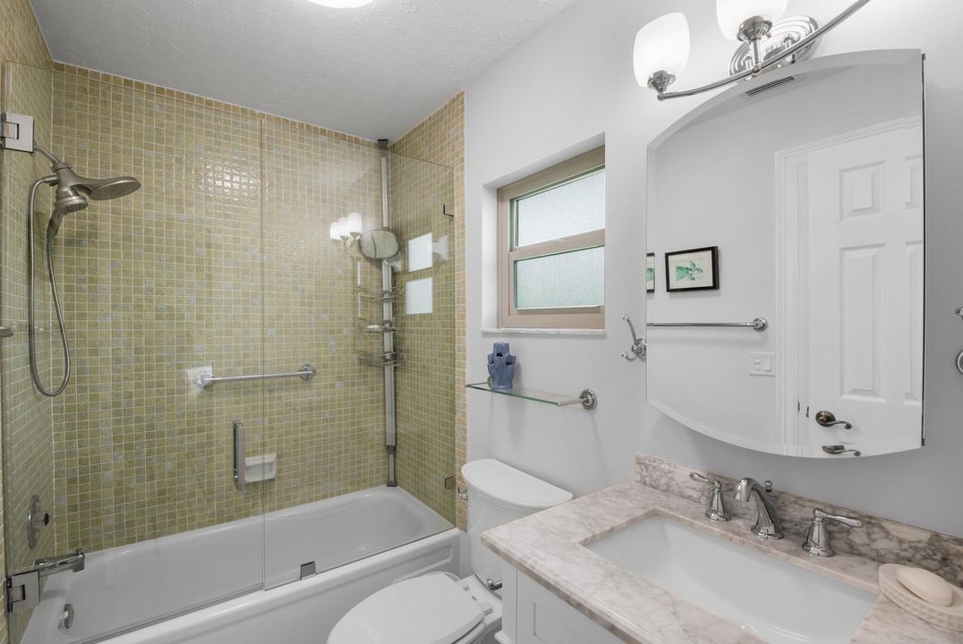 For Rent: $6,200 (2 beds, 2 baths, 1344 Square Feet)