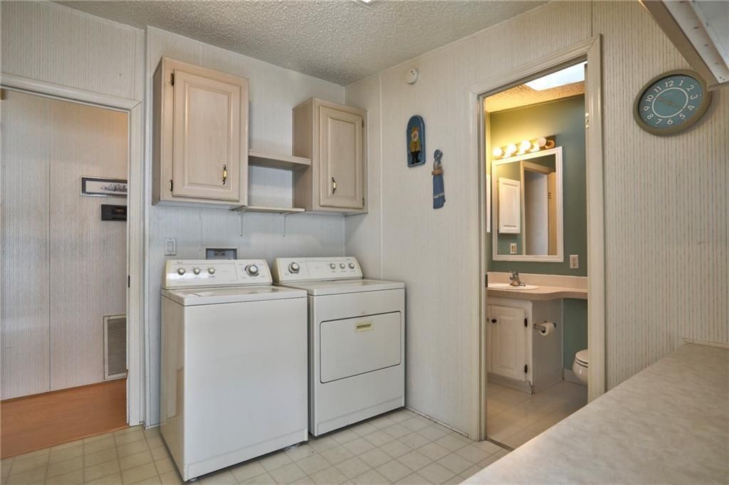 For Sale: $199,000 (2 beds, 2 baths, 1350 Square Feet)