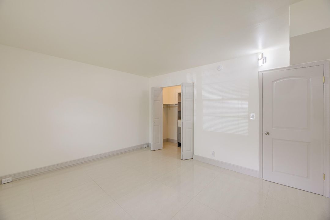 For Sale: $235,000 (2 beds, 2 baths, 1156 Square Feet)