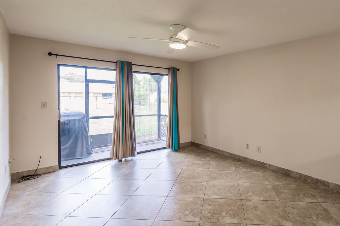 For Sale: $215,000 (2 beds, 2 baths, 875 Square Feet)