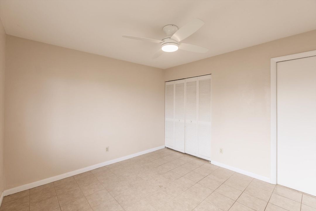 For Sale: $215,000 (2 beds, 2 baths, 875 Square Feet)