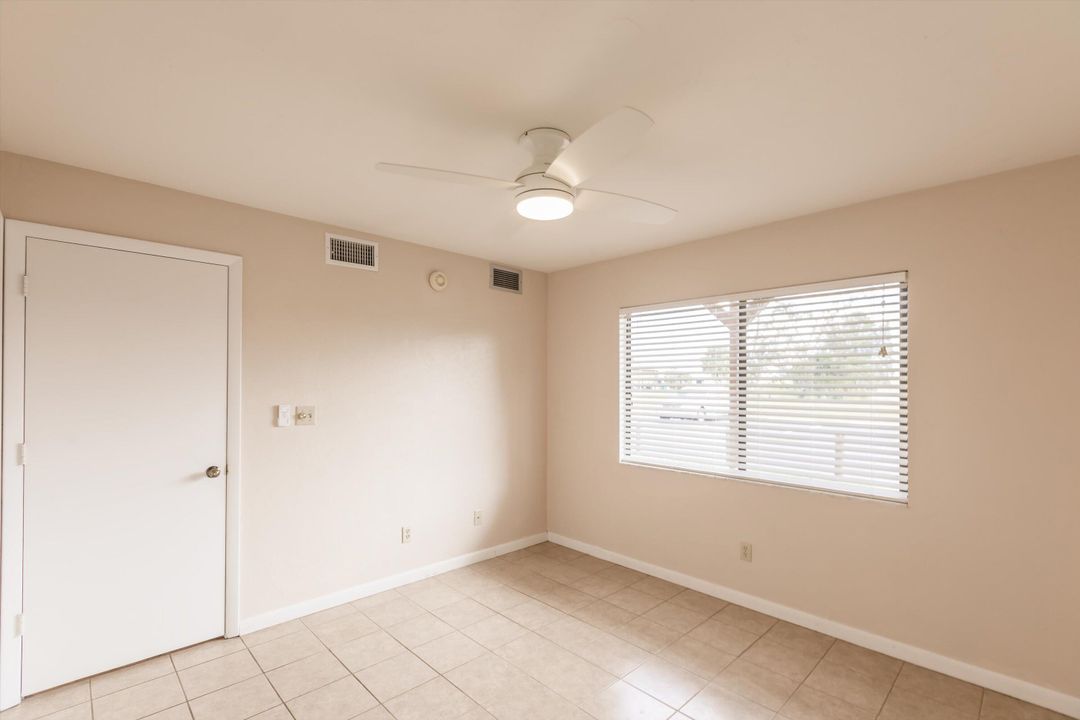 For Sale: $215,000 (2 beds, 2 baths, 875 Square Feet)