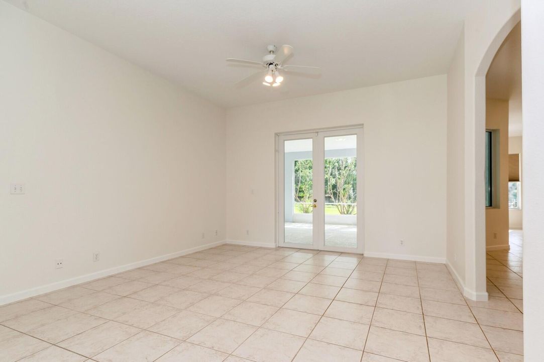 For Sale: $780,000 (4 beds, 2 baths, 2650 Square Feet)