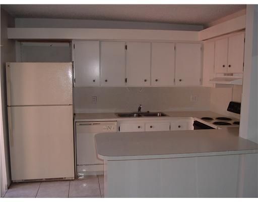 For Rent: $2,000 (2 beds, 2 baths, 1236 Square Feet)