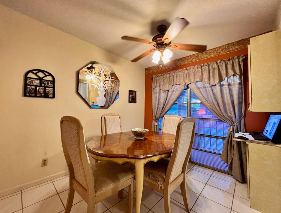 For Sale: $160,000 (2 beds, 2 baths, 888 Square Feet)