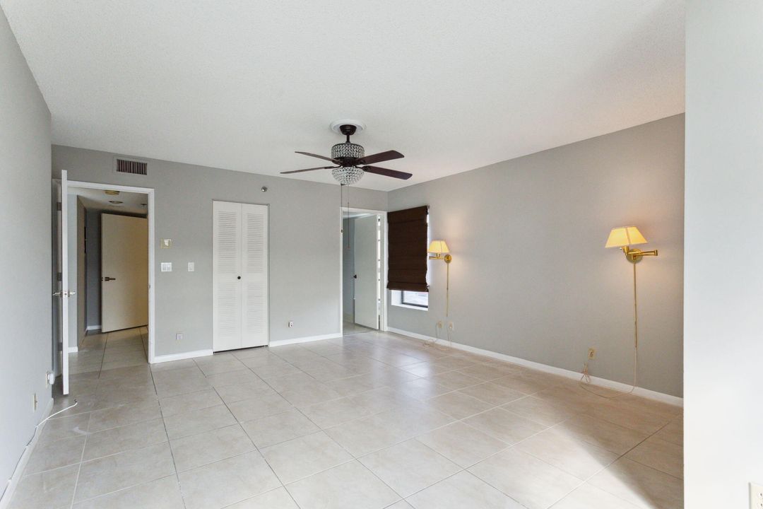 For Sale: $225,000 (2 beds, 2 baths, 1230 Square Feet)