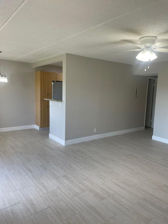 For Rent: $1,850 (2 beds, 1 baths, 825 Square Feet)