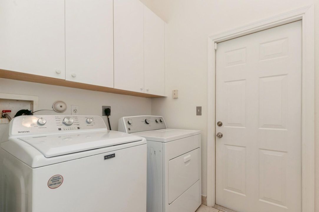 For Sale: $780,000 (4 beds, 2 baths, 2650 Square Feet)