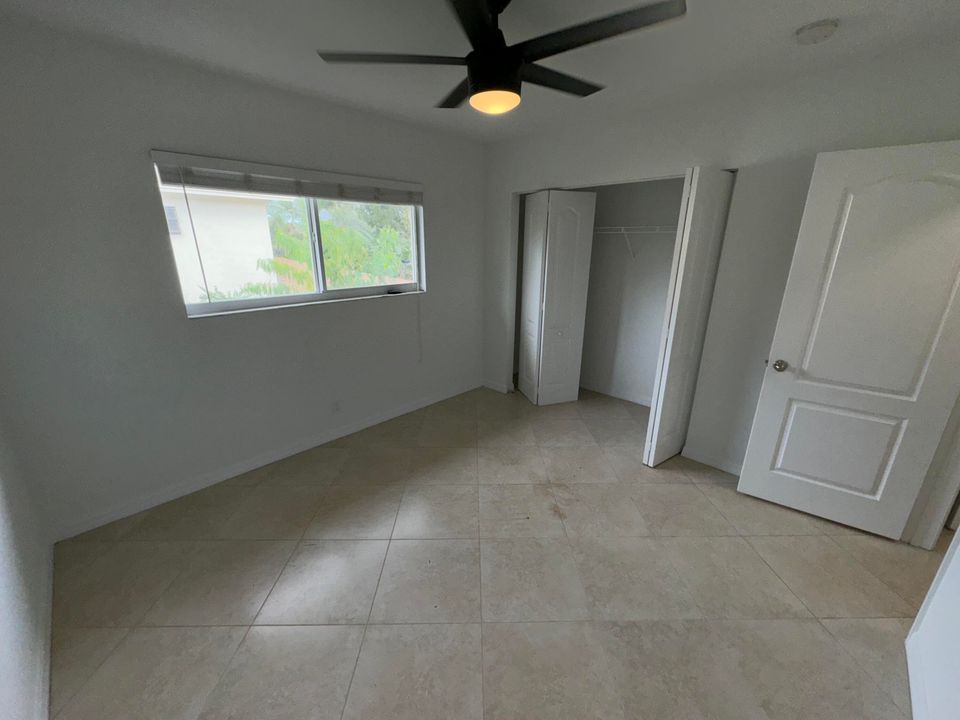 For Rent: $2,300 (2 beds, 2 baths, 1207 Square Feet)