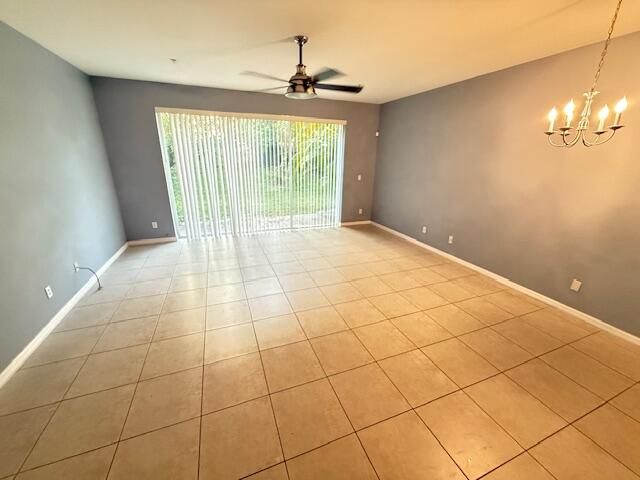 For Rent: $2,100 (3 beds, 2 baths, 1309 Square Feet)