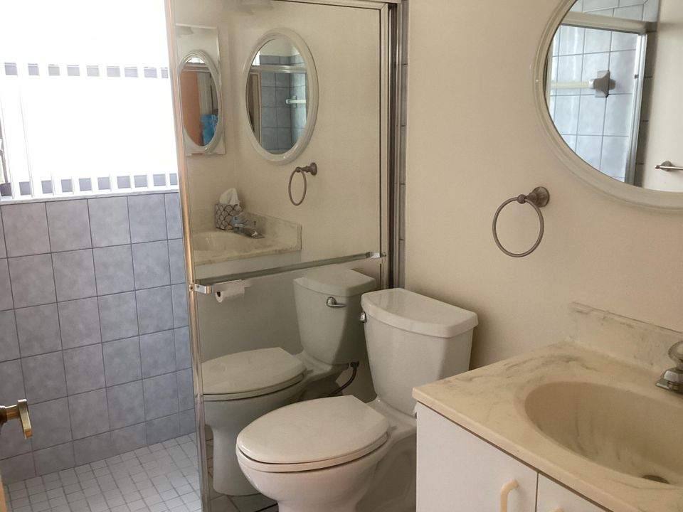 For Sale: $299,900 (2 beds, 2 baths, 1540 Square Feet)