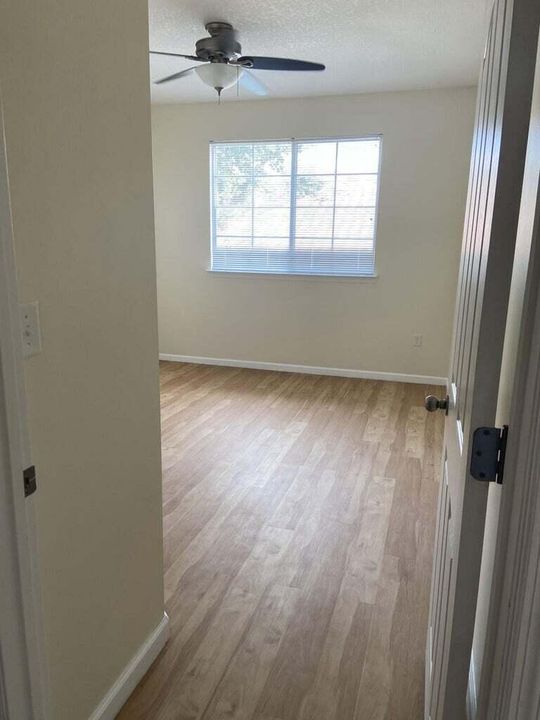 For Rent: $2,200 (2 beds, 2 baths, 1141 Square Feet)