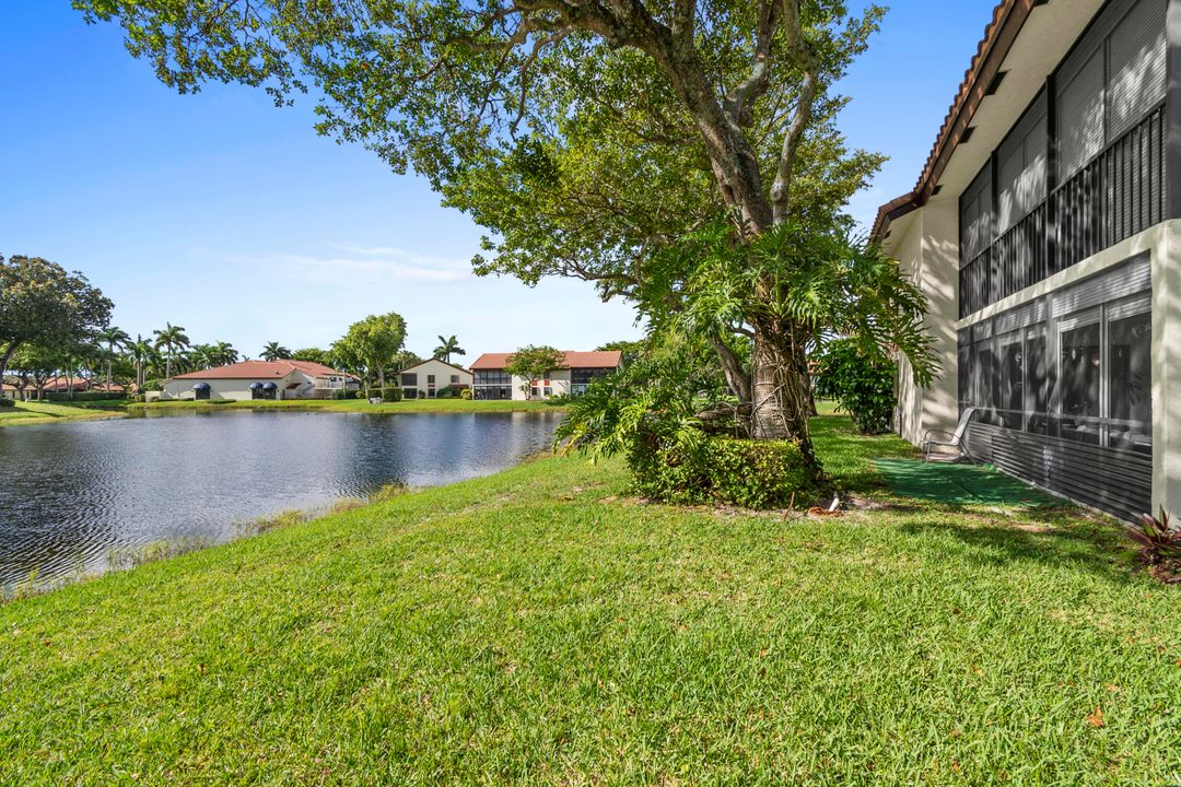 For Sale: $289,000 (3 beds, 2 baths, 1330 Square Feet)