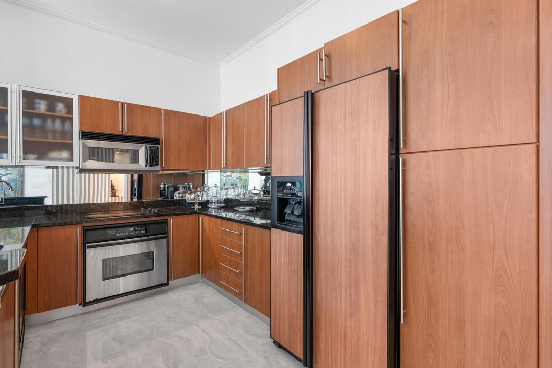 For Sale: $1,150,000 (2 beds, 2 baths, 1625 Square Feet)