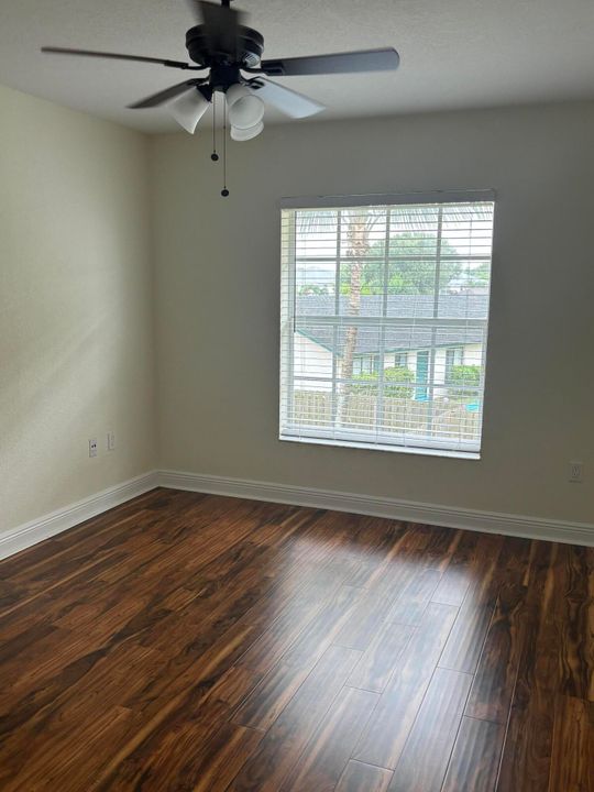 For Rent: $2,850 (3 beds, 2 baths, 2173 Square Feet)