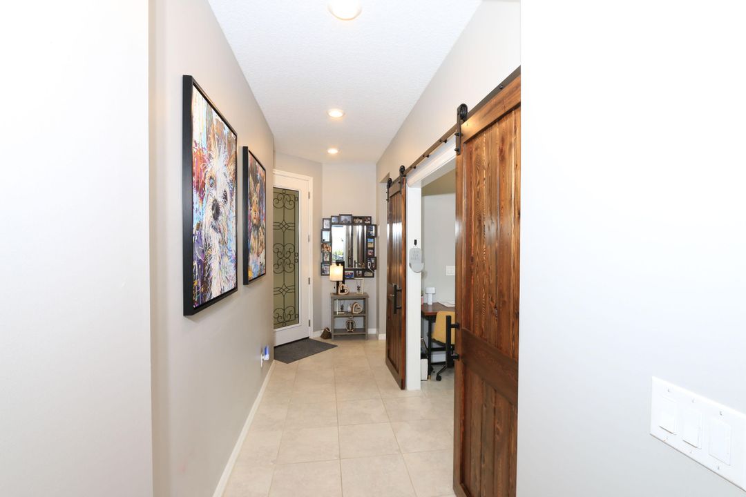 For Sale: $399,900 (2 beds, 2 baths, 1579 Square Feet)