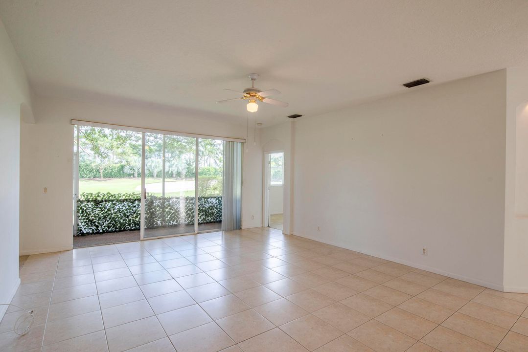 For Sale: $245,000 (3 beds, 2 baths, 1619 Square Feet)