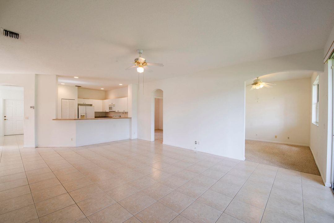 For Sale: $245,000 (3 beds, 2 baths, 1619 Square Feet)