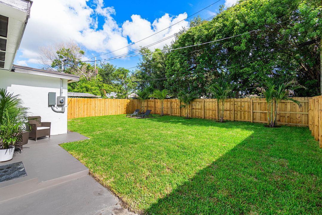 For Sale: $499,900 (3 beds, 2 baths, 1080 Square Feet)