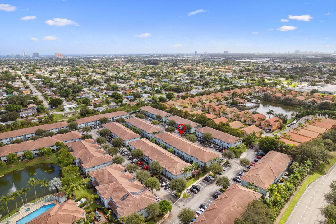 For Sale: $260,000 (3 beds, 2 baths, 1318 Square Feet)