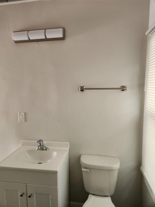 For Rent: $1,500 (1 beds, 1 baths, 680 Square Feet)