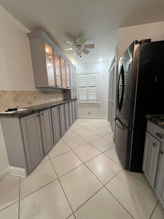 For Rent: $3,250 (3 beds, 2 baths, 1458 Square Feet)