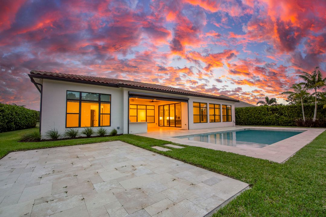 En Venta: $3,875,000 (5 camas, 5 baños, 5233 Pies cuadrados)