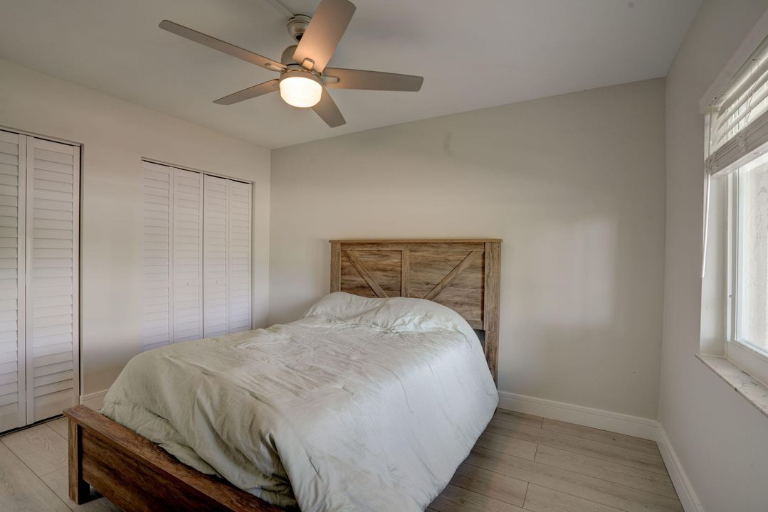 For Sale: $265,000 (2 beds, 2 baths, 1023 Square Feet)