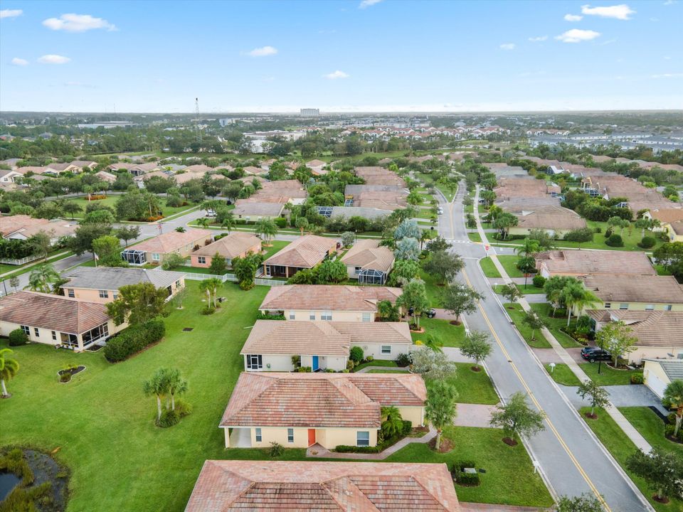 For Sale: $312,000 (3 beds, 2 baths, 1532 Square Feet)